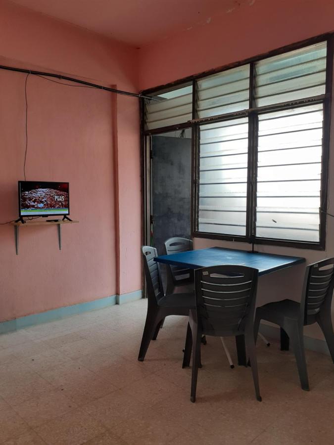Homestay Idaman Tun Hussein - Harga Untuk 1 Rumah ,1 Bilik ,1 Bilik Air 4 Single Bed - Not Sharing Perai Exterior photo
